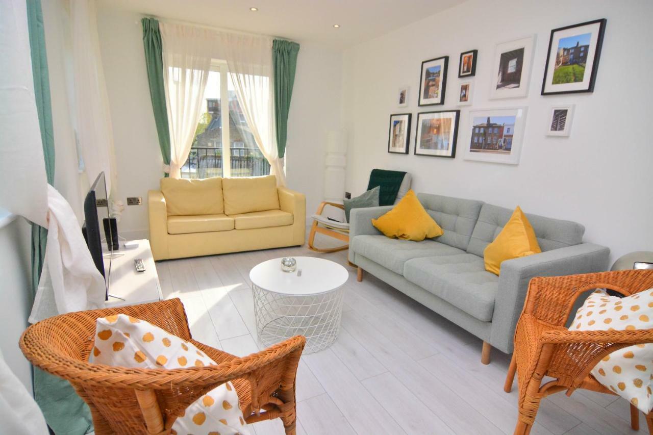 Apartment Wharf - Macarena Apartments London Kültér fotó